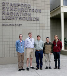 (Photo - SSRL Accelerator and Technology Group members outside Building 137)